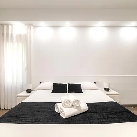 Laramond Barcelona Rooms Buitenkant foto